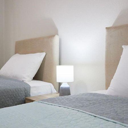 Pearl Apartments Ofrínion Dış mekan fotoğraf