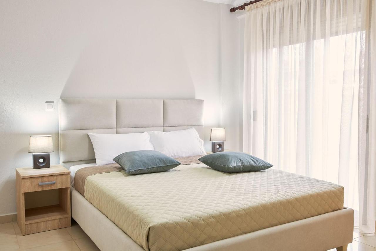 Pearl Apartments Ofrínion Dış mekan fotoğraf